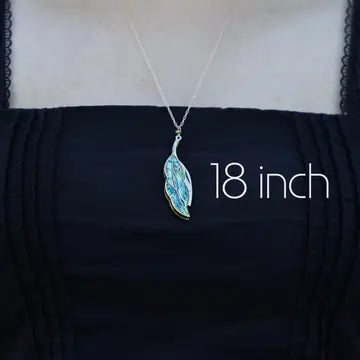 Plume Knife Necklace (Gold)