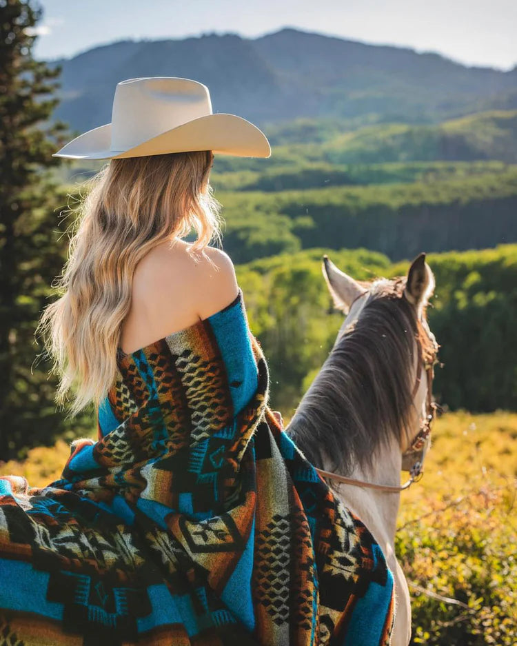 ECU Andes Cliffside Blanket