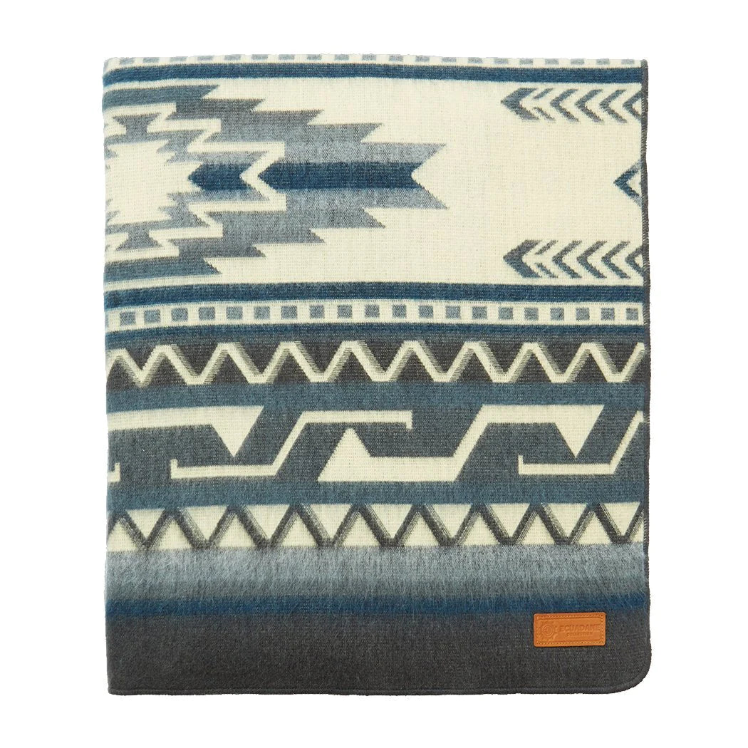 ECU Antisana Sky Blanket